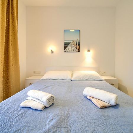 Apartmani Mara Matic Малинська Екстер'єр фото