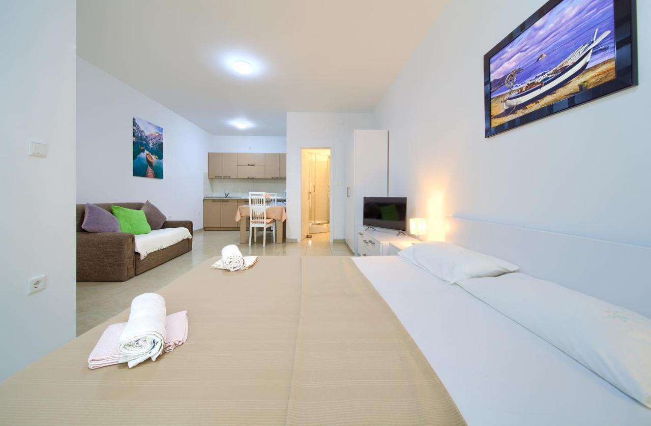 Apartmani Mara Matic Малинська Екстер'єр фото